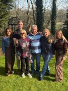 Family working in the business: Helen, Matthew, Wendy, Ron, Rachel and Katherine